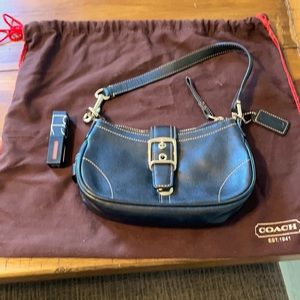 Vintage buckle contrast stitch COACH bag